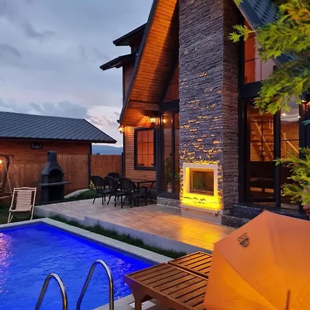 Grandwooden Villas וילה *
